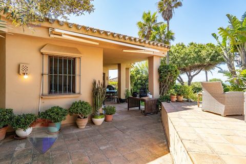 Villa en Marbella, Malaga, Marbella - € 2.150.000 | Ref: 7272-01023/7272 - photo 4