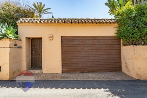 Villa en Marbella, Malaga, Marbella - € 2.150.000 | Ref: 7272-01023/7272 - photo 42