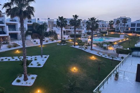 Apartamento en Punta Prima, Alicante, Punta Prima - € 323.000 | Ref: 200-4764 - photo 35