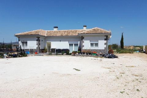 Villa i Pinoso, Alicante, Pinoso - € 420.000 | Ref: AM-JOSMIP - foto 3