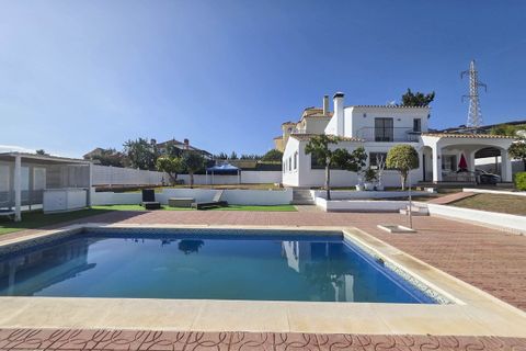 Villa a Estepona, Malaga, Estepona - € 948.500 | Ref: CDS5225617-FO - foto 4