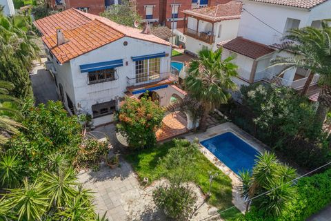 Villa a Sitges, Barcelona, Sitges - € 2.250.000 | Ref: 1827-350V/8513 - foto 2