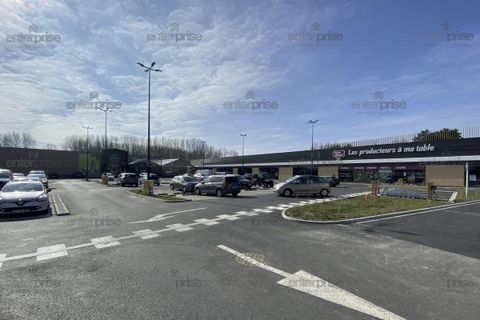L'establiment comercial a Cucq, Pas-de-Calais, Cucq - € 38.724/mes | Ref: 713 - foto 3