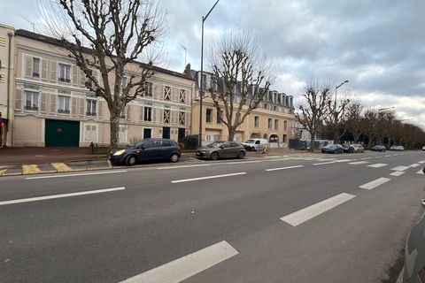 Lejlighed i Chantilly, Oise, Chantilly - € 970.000 | Ref: 830036801895 - foto 1