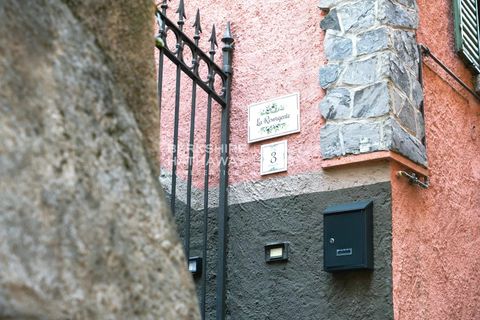Landejendom i Varenna, Lecco, Varenna - € 1.100.000 | Ref: ILO3423 - foto 12