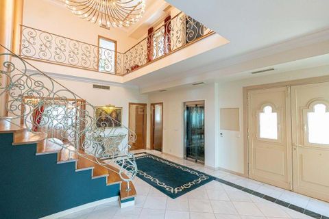 Villa i Amadora, Lisbon, Amadora - € 1.799.000 | Ref: C0483-01846 - foto 2
