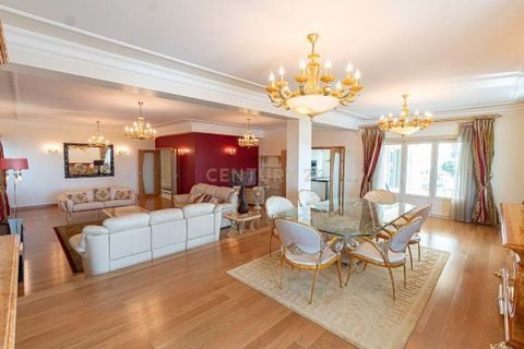 Villa i Amadora, Lisbon, Amadora - € 1.799.000 | Ref: C0483-01846 - foto 5