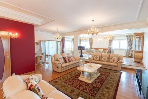 Villa i Amadora, Lisbon, Amadora - € 1.799.000 | Ref: C0483-01846 - foto 7