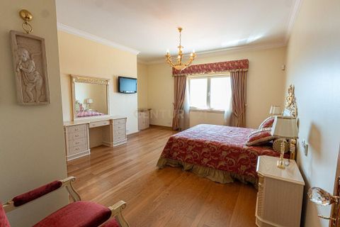 Villa i Amadora, Lisbon, Amadora - € 1.799.000 | Ref: C0483-01846 - foto 11