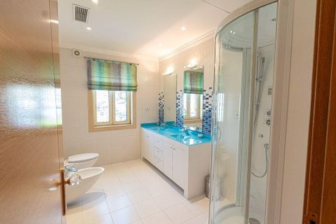 Villa i Amadora, Lisbon, Amadora - € 1.799.000 | Ref: C0483-01846 - foto 15