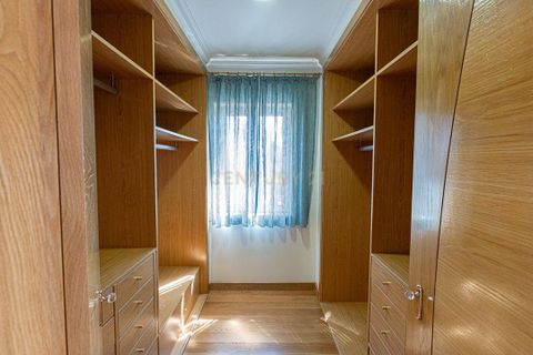 Villa i Amadora, Lisbon, Amadora - € 1.799.000 | Ref: C0483-01846 - foto 18