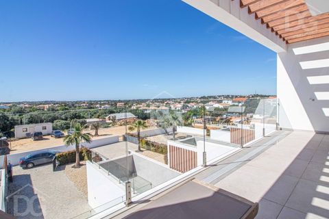 Villa i Almancil, Faro, Almancil - € 1.980.000 | Ref: DG3896 - foto 2