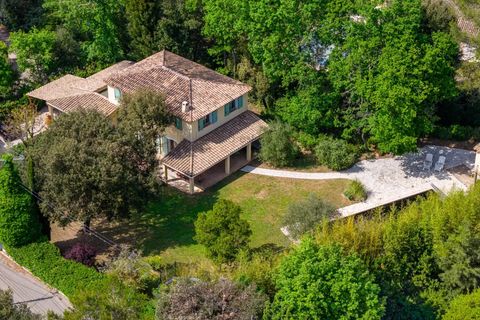 Villa i Valbonne, Alpes-Maritimes, Valbonne - € 1.350.000 | Ref: 86933643 - foto 1