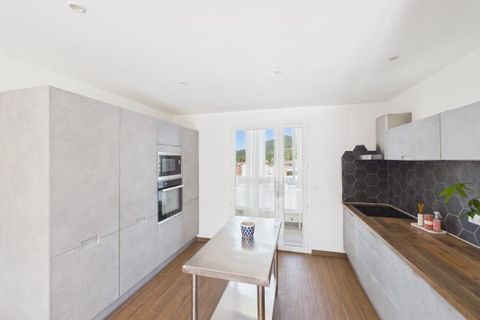 Lejlighed i Ajaccio, Corse-du-Sud, Ajaccio - € 280.000 | Ref: VA12974-MAXIMMO - foto 6