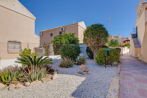Bungalow i Torrevieja, Alicante, Torrevieja - € 129.999 | Ref: 778190 - foto 12