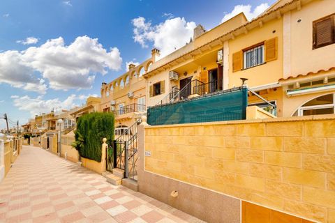 Bungalow i Torrevieja, Alicante, Torrevieja - € 129.999 | Ref: 778190 - foto 26