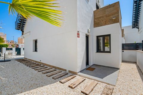 Villa i Torrevieja, Alicante, Torrevieja - € 479.000 | Ref: 778182 - foto 31