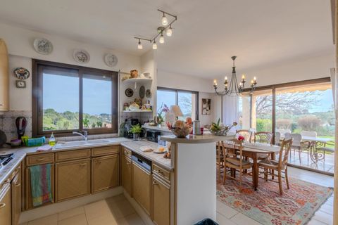 Villa i Antibes, Alpes-Maritimes, Antibes - € 1.490.000 | Ref: HH-16163252 - foto 11