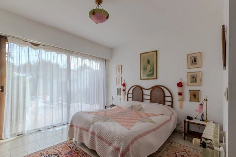Villa i Antibes, Alpes-Maritimes, Antibes - € 1.490.000 | Ref: HH-16163252 - foto 15