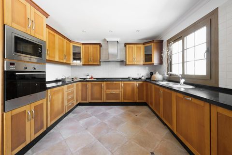 Villa a Estepona, Malaga, Estepona - € 1.850.000 | Ref: EXP14245/8930 - foto 13
