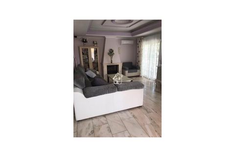 Villa a Torrevieja, Alicante, Torrevieja - € 2.800/mes | Ref: CHA0068 - foto 6