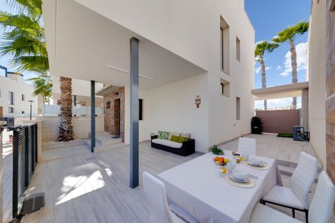 Villa i Cabo Roig, Alicante, Cabo Roig - € 450.000 | Ref: 13768 - foto 35