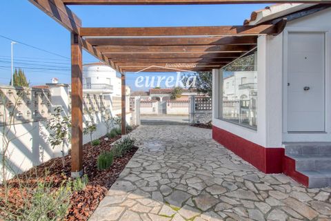 Villa a Empuriabrava, Gerona, Empuriabrava - € 339.000 | Ref: 2474 - foto 10