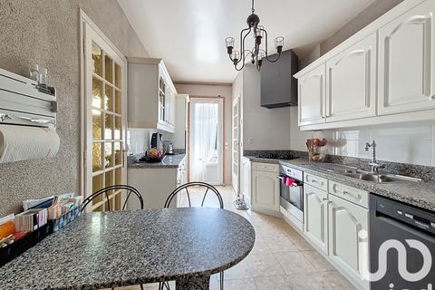 Villa a Blanc-Mesnil, Seine-Saint-Denis, Blanc-Mesnil - € 468.000 | Ref: 85222 - foto 10