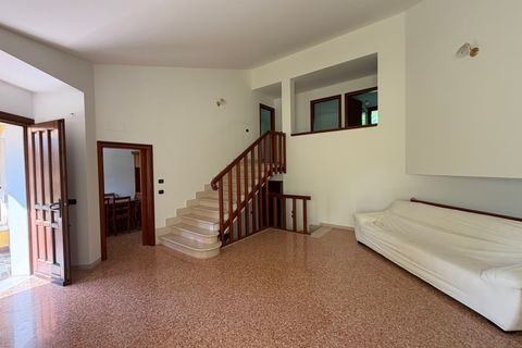 Villa a Martellago, Venice, Martellago - € 355.000 | Ref: OLMA6935 - foto 2