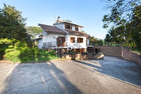 Villa a Viterbo, Viterbo, Viterbo - € 370.000 | Ref: CBI006-7-333090 - foto 2