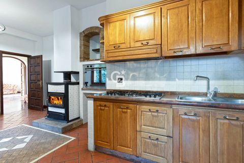 Villa a Viterbo, Viterbo, Viterbo - € 370.000 | Ref: CBI006-7-333090 - foto 8