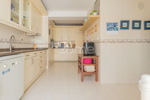 Lejlighed i Carcavelos, Lisbon, Carcavelos - € 890.000 | Ref: ZMPT587537 - foto 24