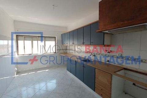 Lejlighed i Alenquer, Lisbon, Alenquer - € 277.000 | Ref: A-29482 - foto 3