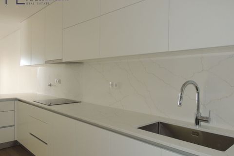 Villa i Amadora, Lisbon, Amadora - € 698.000 | Ref: YL1024(2) - foto 7