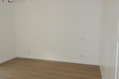 Villa i Amadora, Lisbon, Amadora - € 698.000 | Ref: YL1024(2) - foto 20