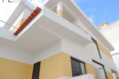 Villa i Amadora, Lisbon, Amadora - € 698.000 | Ref: YL1024(2) - foto 36
