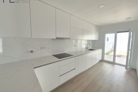 Villa en Amadora, Lisbon, Amadora - € 698.000 | Ref: YL1024(2) - photo 3