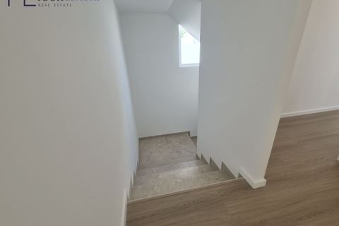 Villa en Amadora, Lisbon, Amadora - € 698.000 | Ref: YL1024(2) - photo 40