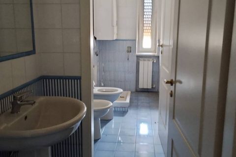 Apartament a Caserta, Caserta, Caserta - € 650/mes | Ref: 3F105 - foto 10