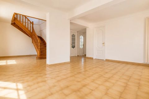 Villa in Nice, Alpes-Maritimes, Nice - € 3,700/month | Ref: LN515 - photo 5
