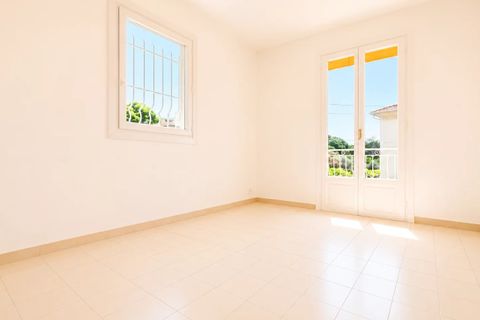 Villa in Nice, Alpes-Maritimes, Nice - € 3,700/month | Ref: LN515 - photo 12