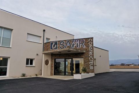 Helårsgrund i Cornas, Ardeche, Cornas - € 125.900 | Ref: Laura_0405Rampa5 - foto 1