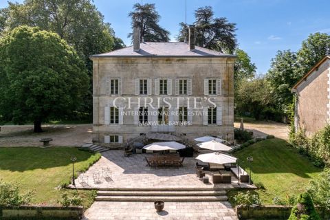 Landejendom i Brantome, Dordogne, Brantome - € 1.802.000 | Ref: KAY2602 - foto 1