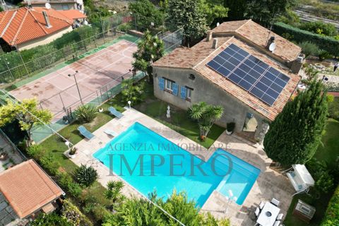 Villa i Ventimiglia, Imperia, Ventimiglia - € 799.000 | Ref: 23877 - foto 1
