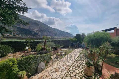Villa i Ventimiglia, Imperia, Ventimiglia - € 799.000 | Ref: 23877 - foto 17
