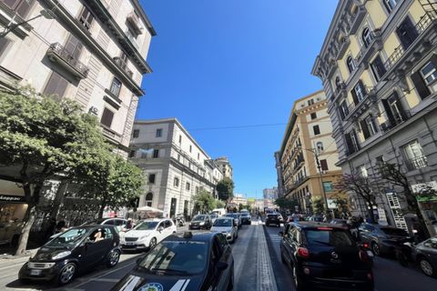 Erhvervsejendom i Naples, Naples, Naples - € 60.000 | Ref: stazione.c - foto 7