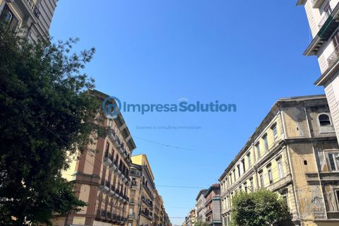 Erhvervsejendom i Naples, Naples, Naples - € 60.000 | Ref: stazione.c - foto 10