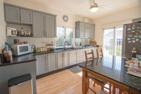 Landejendom i Catral, Alicante, Catral - € 359.999 | Ref: CAT DJHc - foto 2