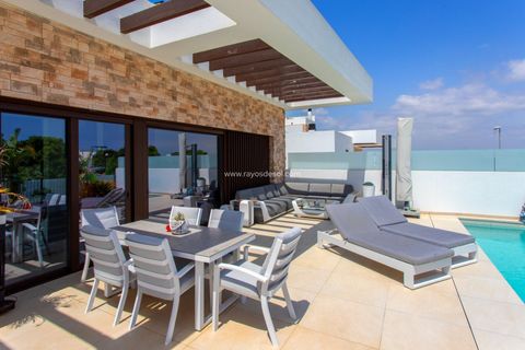 Villa a Ciudad Quesada, Alicante, Ciudad Quesada - € 745.000 | Ref: MOR-13181 - foto 11