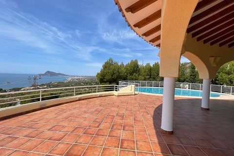 Villa a Altea, Alicante, Altea - € 3.900/mes | Ref: ALQLOMAS - foto 2